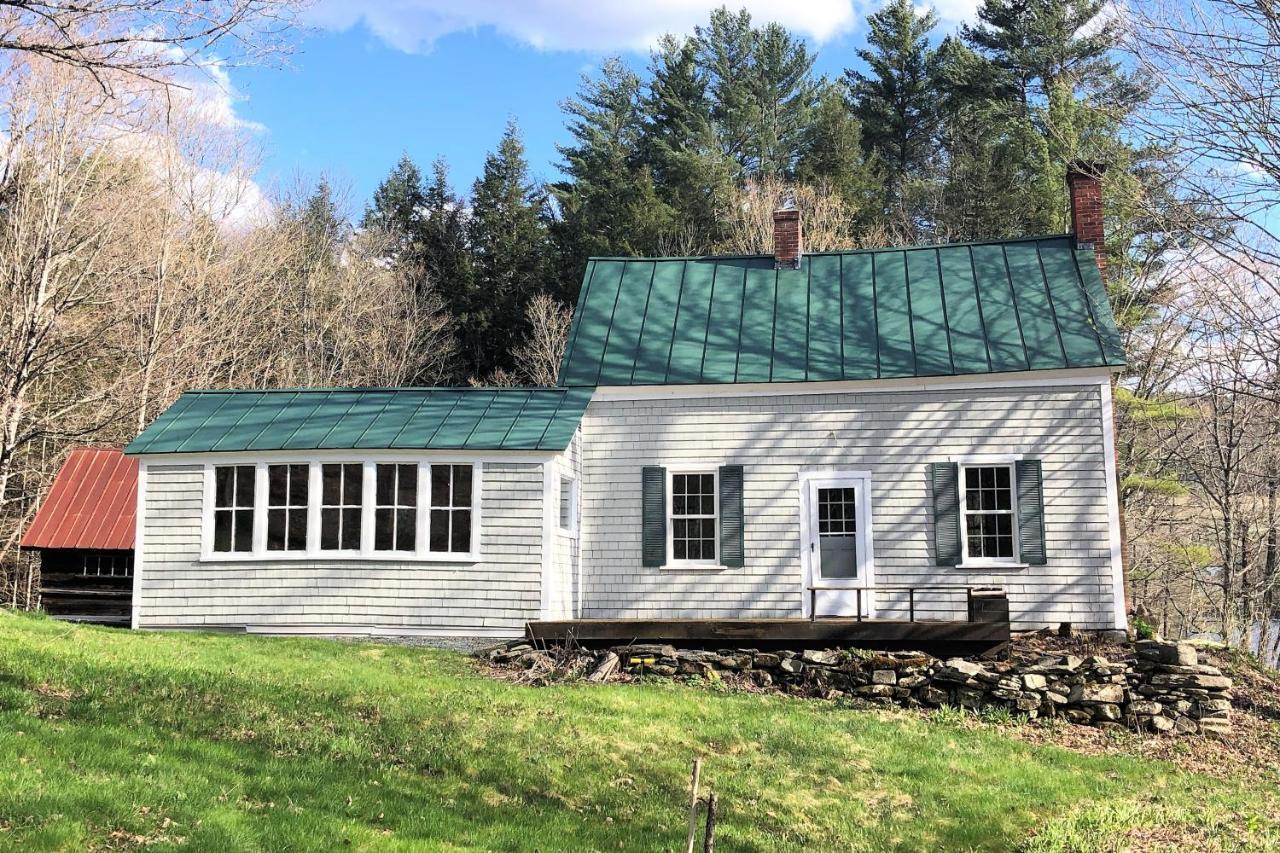 Riverside Cottage Woodstock Exterior photo